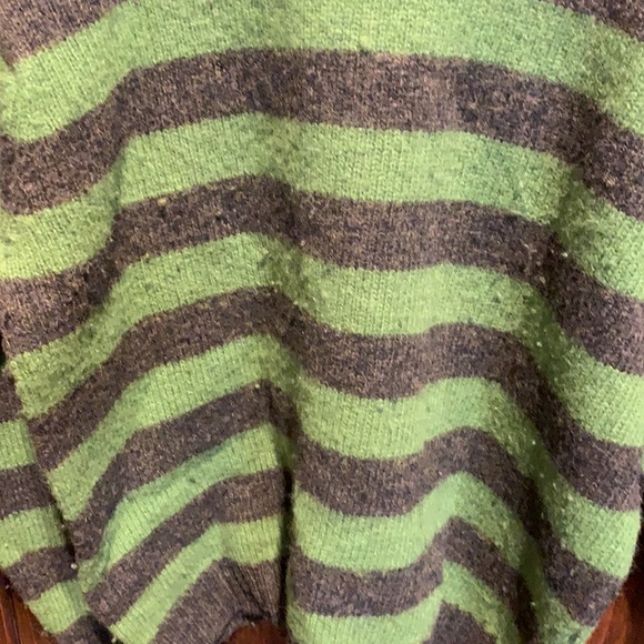 Winter wool sweater - Picture 2 of 4